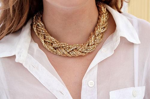 Gold collar necklaces