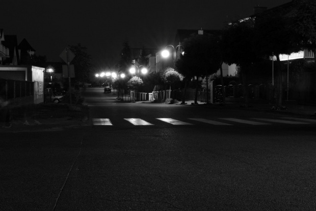 Noc w Rewalu #noc #lampy #ulica #MiastoNocą #wakacje