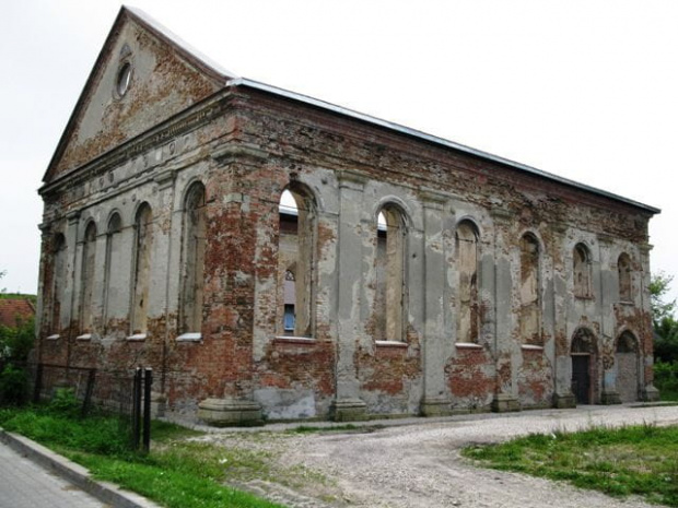 Działoszyce (świętokrzyskie)-ruiny synagogi