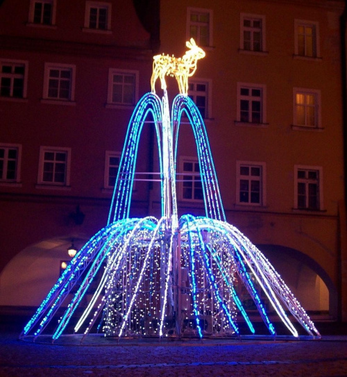 Jeleniogórska fontanna świetlna :))