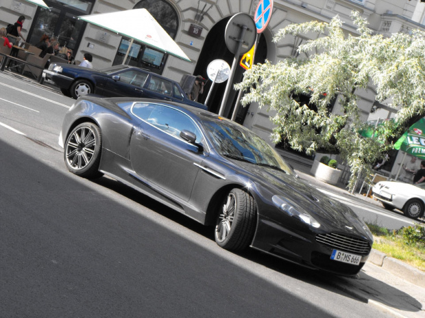 Aston Martin DBS