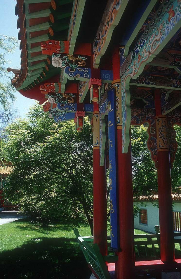 dunhuang,china garden,karakorum,pavillon china #china