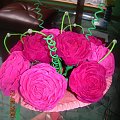 #KwiatyZBibuły #bibuła #krepina #dekoracje #Paary #hobby #KompozycjeKwiatowe #MojePrace #pomysły #Agnieszka #pasja #RobótkiRęczne #rękodzieło #moje #RóżeZBibuły