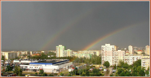 tęcza nad osiedlem