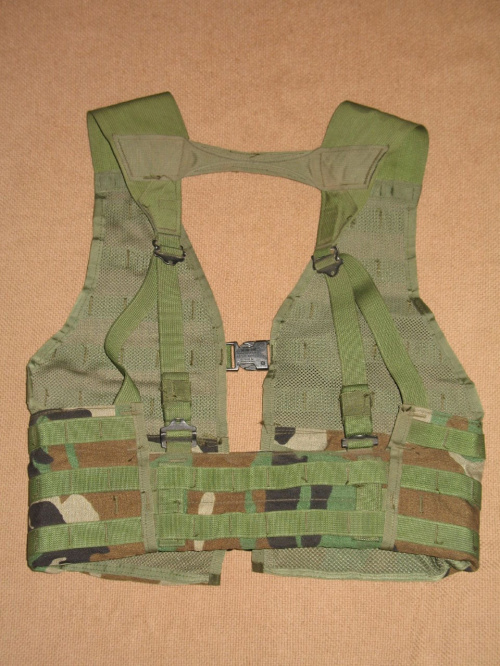 Vest, Fighting Load Carrier MOLLE II
