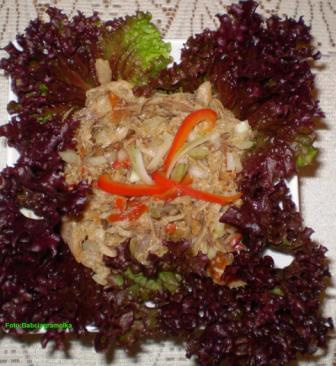 Makrela wędzona z musztardą . Przepisy na : http://www.kulinaria.foody.pl/ , http://www.kuron.com.pl/ i http://kulinaria.uwrocie.info #makrela #jedzenie #gotowanie #kulinaria #PrzepisyKulinarne