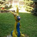 Kolejna figurka stojąca przed szkołą ;) #królik #bajka #figurka