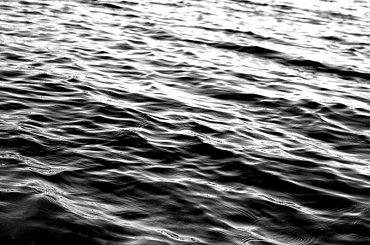 #woda #fale #jezioro #TaflaWody #staw