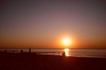 #morze #międzyzdroje #wakacje #bałtyk #plaża #ZachódSlońca #WschódSłońca #kuter #paisek