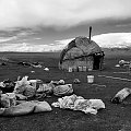 Bałagan przed jurtą #kirgistan #góry #pamir