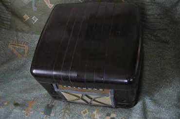 Radio " Admiral " model 7RT41
Chicago 47, Illinois #radio #unikat #bialy #kruk #admiral #chicago #illinois #chassis #aparat #allegro #aukcja #okazja #traf