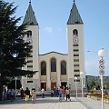 Parafia Medjugorie została założona w 1892 r. i poświęcona opiece św. Jakuba - patrona pielgrzymów. Pięć lat później ukończono budowę starego kościoła parafialnego św. Jakuba w Medjugorie, jak na owe czasy był wystarczająco duży i piękny, ale ponieważ...