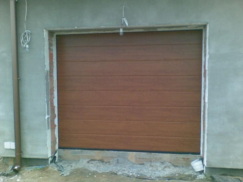 Czerwiec 2009 - nowy nabytek - brama garazowa Hormman #Kornelia #budowa