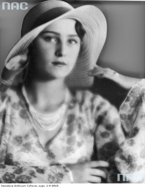 Irena Dalma, aktorka_1931-1935 r.