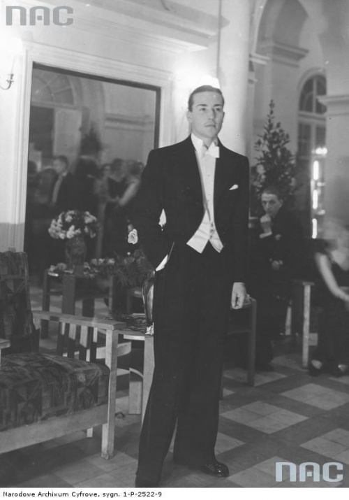 Jerzy Olgierd, aktor. Bal mody w Hotelu Europejskim w Warszawie_11.01.1936 r.