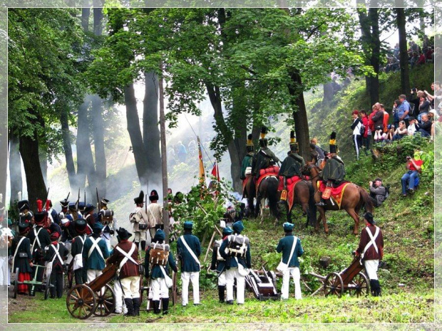 19 czerwca 2010 r. pod Twierdzą Srebrna Góra -inscenizacja historyczna. 200 żołnierzy z epoki napoleońskiej odtwarza bitwę z roku 1807.