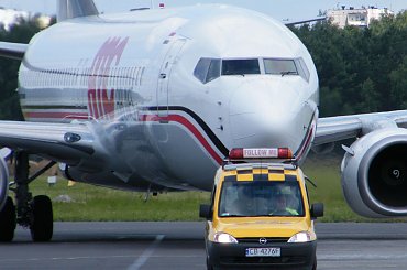 #BZG #AMC #EPBY #B737