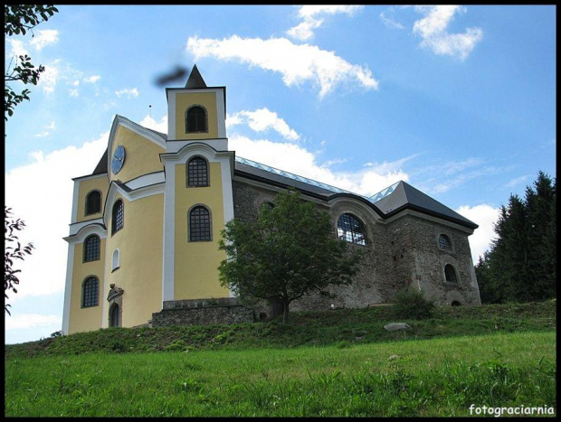 kościół w Neratovie