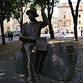 Pomnik Nikifora z Krynicy na Starówce Lwowskiej #Lwów