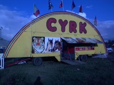 Cyrk Arlekin-sezon objazdowy 2007. Zapraszamy na www.portalcyrkowy.ubf.pl #cyrk #arlerkin #kmc #rozrywka #radom #portalcyrkowy #portal #cyrkowy #klaun #clown