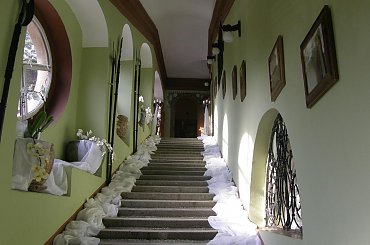 Tzw. końskie schody,czyli takie by niekoniecznie wchodzić na piechotę :) #otmuchów #zamek