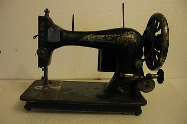 Zabytkowy Singer na chodzie #maszyna #singer #aukcja #allegro #staroć #antyk #zabytek