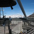 Dzwon pokoju - Kronplatz w Dolomitach, widok na Alpy.