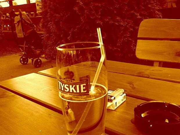 przygoda w pubie... #piwo #Tyskie #spacer #paw #pub #FotkaZKomórki