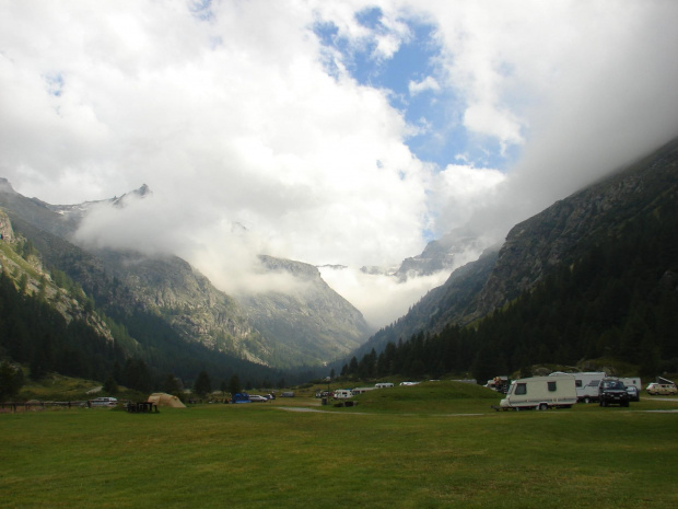 Taki widok z namiotu :) Camping w Poncie #wakacje #góry #Alpy #lodowiec #treking #Włochy