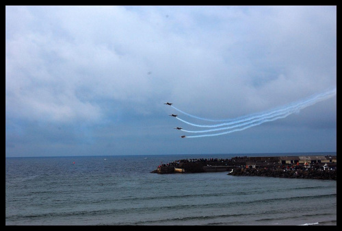 International Air Show Portrush 2007
08/09/2007 #airshow #samolot #akrobacje #Portrush