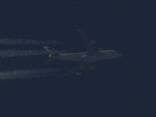 B-HOP, Cathay Pacific, B747-467, FL330, FRA-HKG