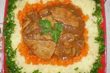 Bitki wieprzowe z pieczarkami
Przepisy do zdjęć zawartych w albumie można odszukać na forum GarKulinar .
Tu jest link
http://garkulinar.jun.pl/index.php
Zapraszam. #bitki #wieprzowina #schab #pieczarki #obiad #jedzenie #gotowanie #kulinaria