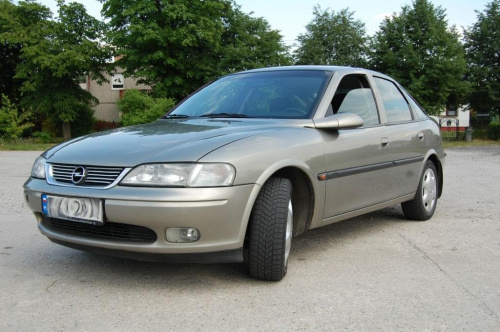 #OpelVectra